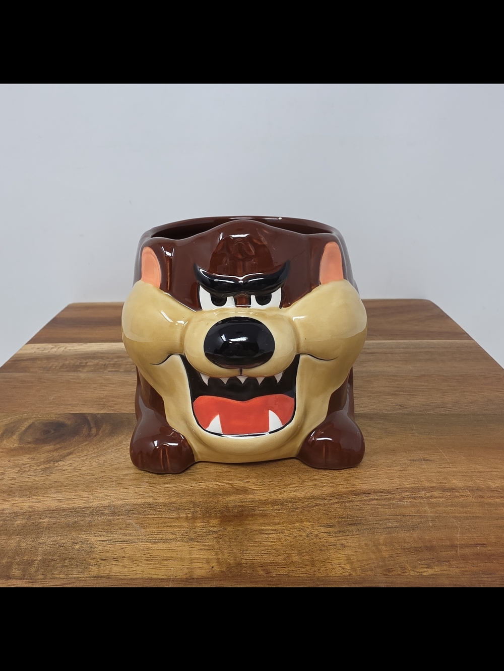 Vintage 1989 Warner Bros. Taz Ceramic Mug Brown